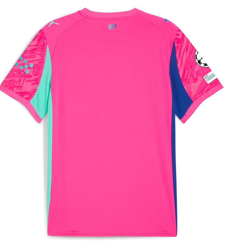 701237153AE002_pp_02_mcfc.png?